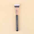 Brocha para contorno/ base/ rubor en crema - BLACK GOLD E07